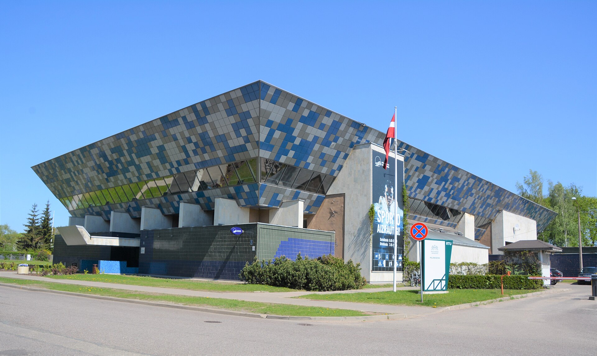 RTU Ķīpsalas Peldbaseins / Riga Technical University Swimming Pool