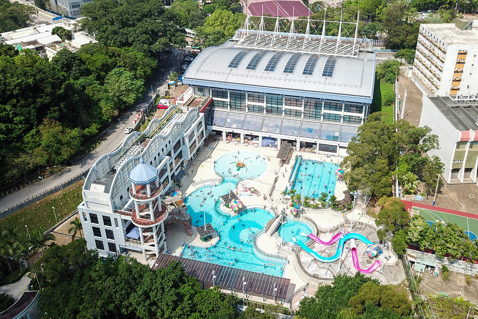 Shing Mun Valley Swimming Pool | 城門谷游泳池