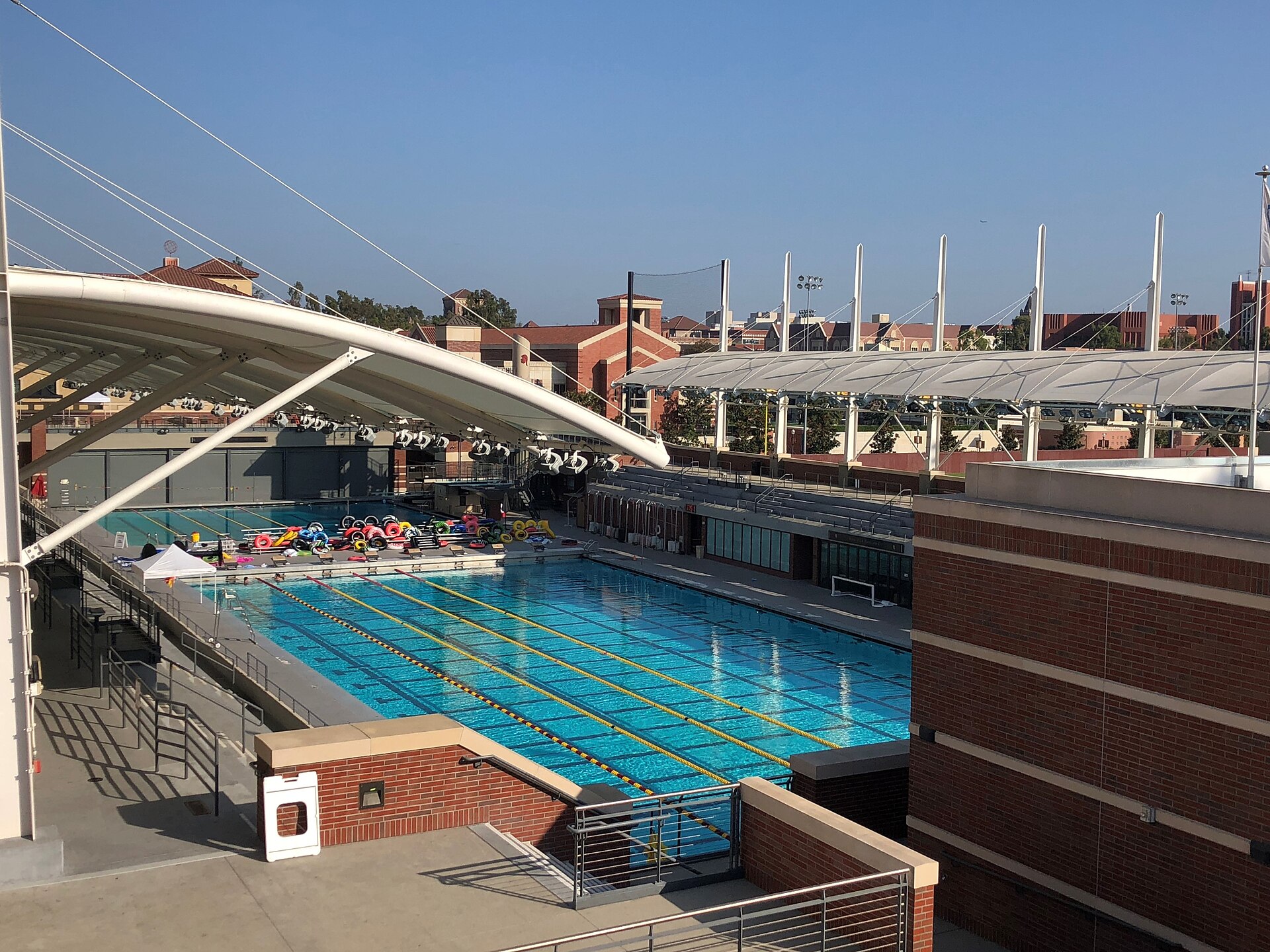 Uytengsu Aquatics Center - University of Southern California
