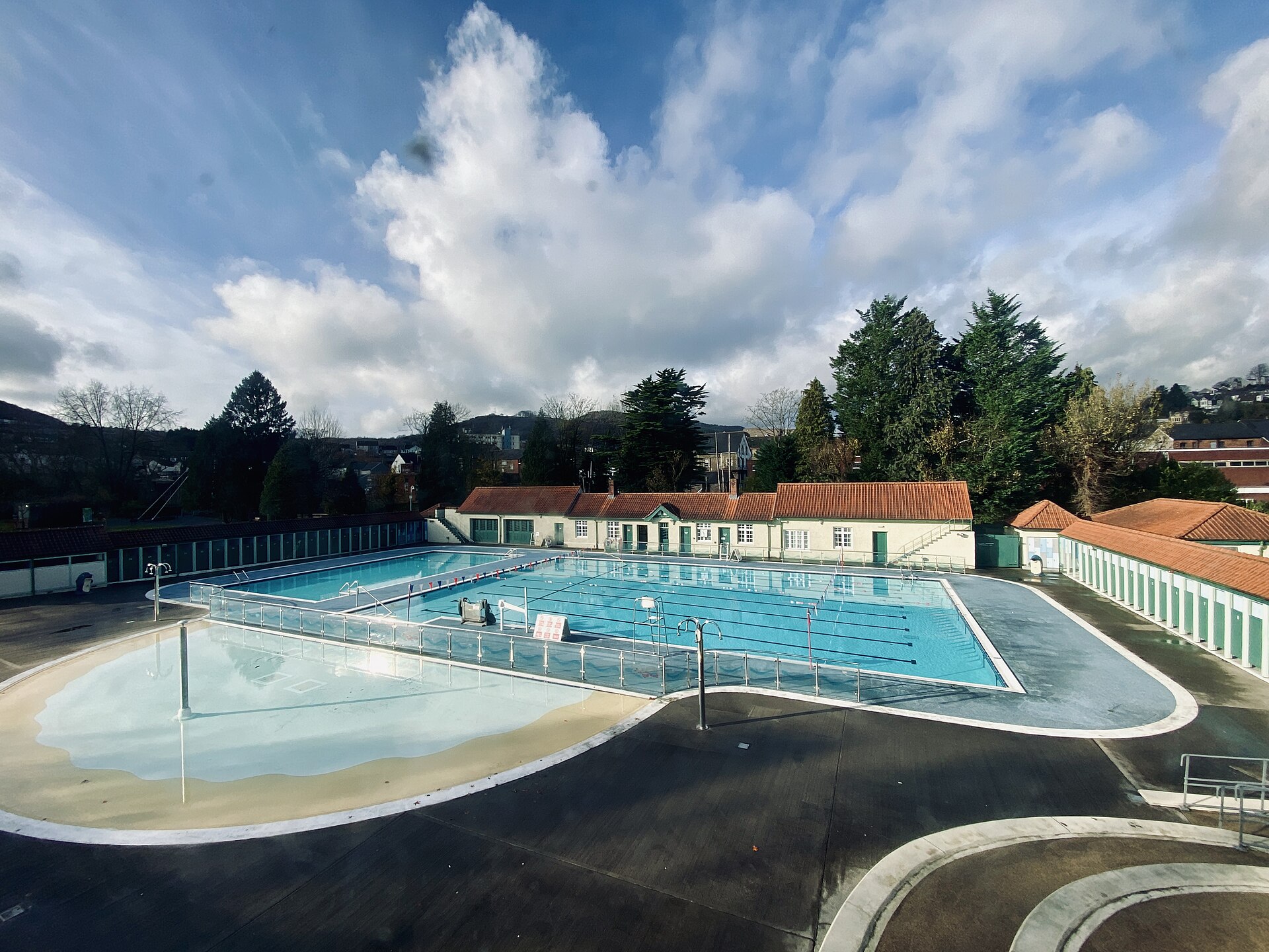 Lido Ponty - The National Lido of Wales